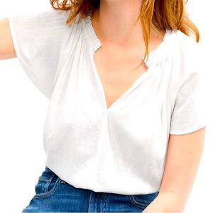 NWT Gap Splitneck Flutter Sleeve Top Short Sleeve Size Large Very Flattering